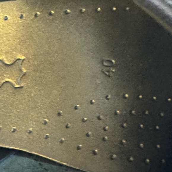 Dansko Black Tooled Clog Size 40= 9.5 -10 Nursing, On Your Feet. Caregiver. - Picture 11 of 16